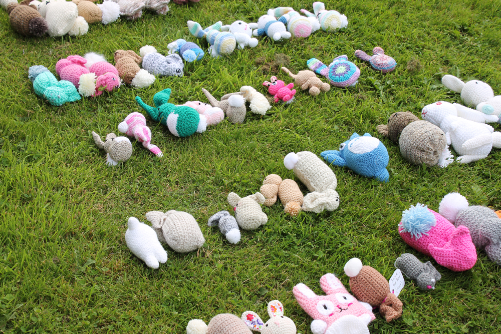 hundreds of crochet bunnies, rabbits being counted for world record attempt