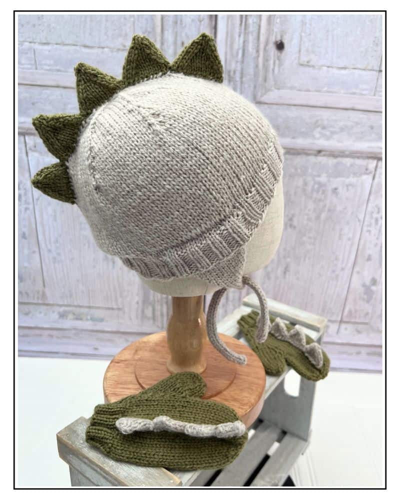 3-Piece Dinosaur Hat and Mitten Set Knitting Pattern for Children 3 Dinosaur hat and mitten set knitting pattern PDF. Trapper hat with spikes, DK yarn, sizes 1 to 11 years. Confident beginner. Instant download